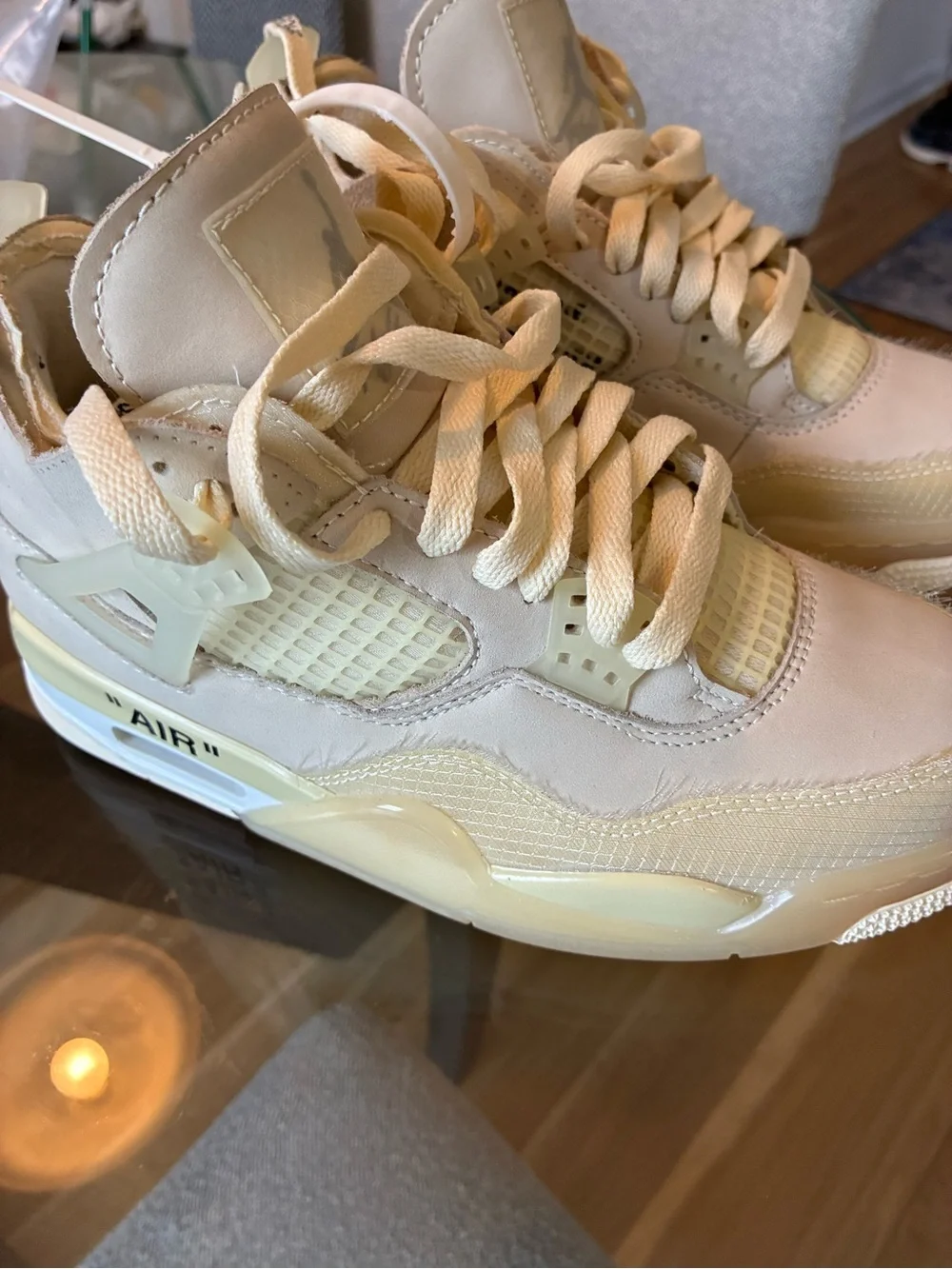 Jordan Retro 4 Sneakers in Beige/Cream